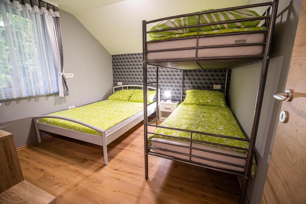 Holiday Home With Hot Tub And Sauna Sabina Rovte エクステリア 写真