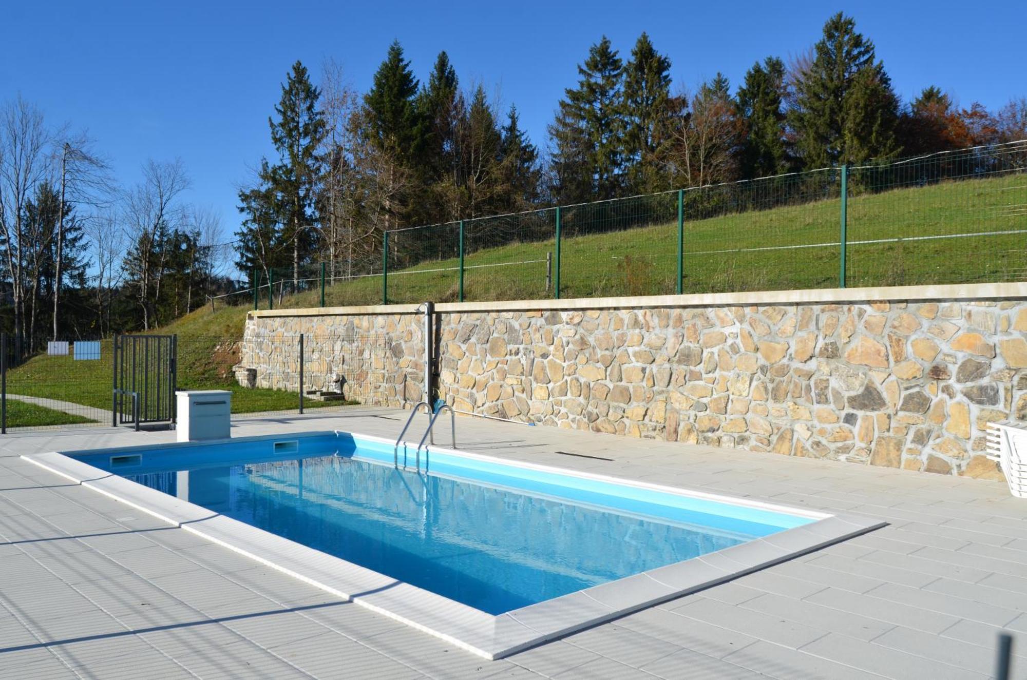 Holiday Home With Hot Tub And Sauna Sabina Rovte エクステリア 写真